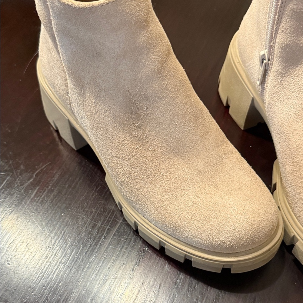 Steve Madden Suede Chelsea Boots Size 6 1/2 - Picture 4 of 7